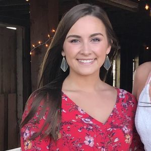 Meet your Posher, Vanessa